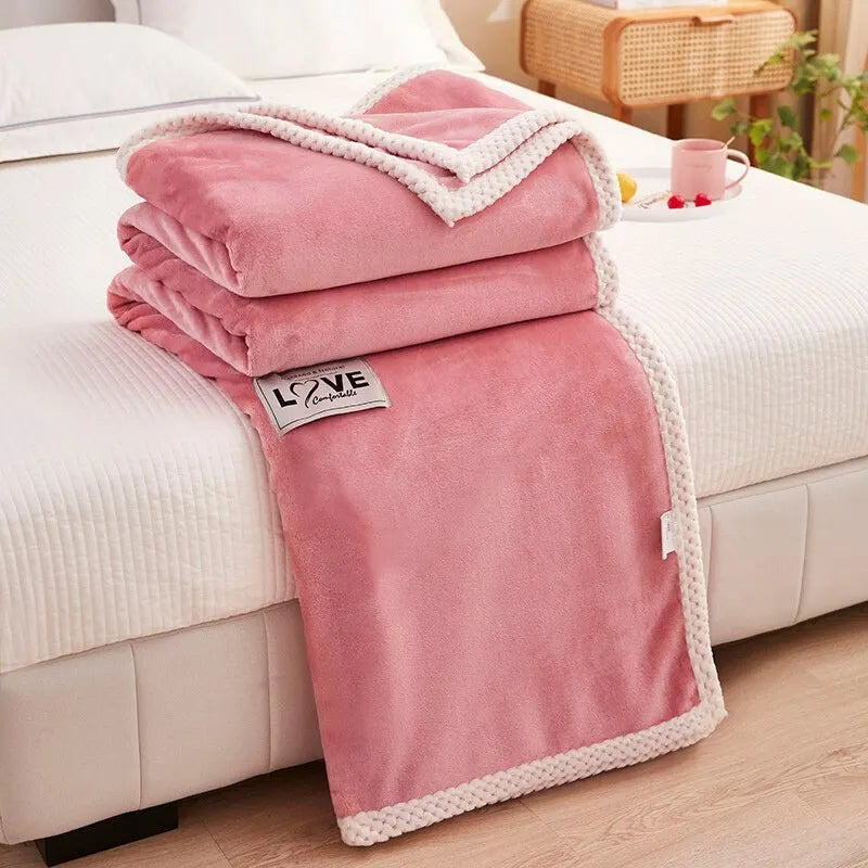 Weiche rosa Flanell-Fleece-Decke, ideal als Überwurf & Deko. Kuschelig, warm & stilvoll für Ihr Zuhause.