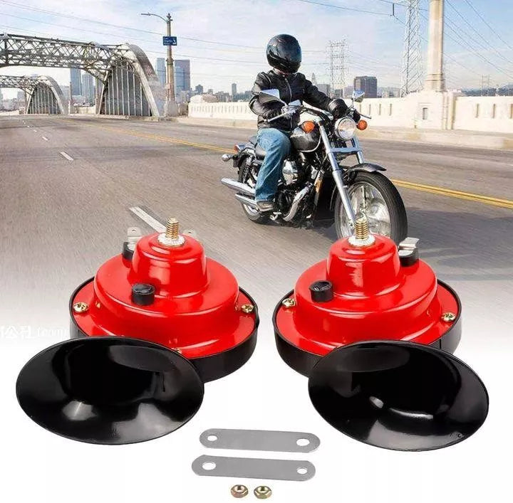 Hochwertige RoadGuard Max 12V Hupe aus rotem ABS Polymer. Lautes Signalhorn für sicheres Fahren, wetterfest & langlebig.
