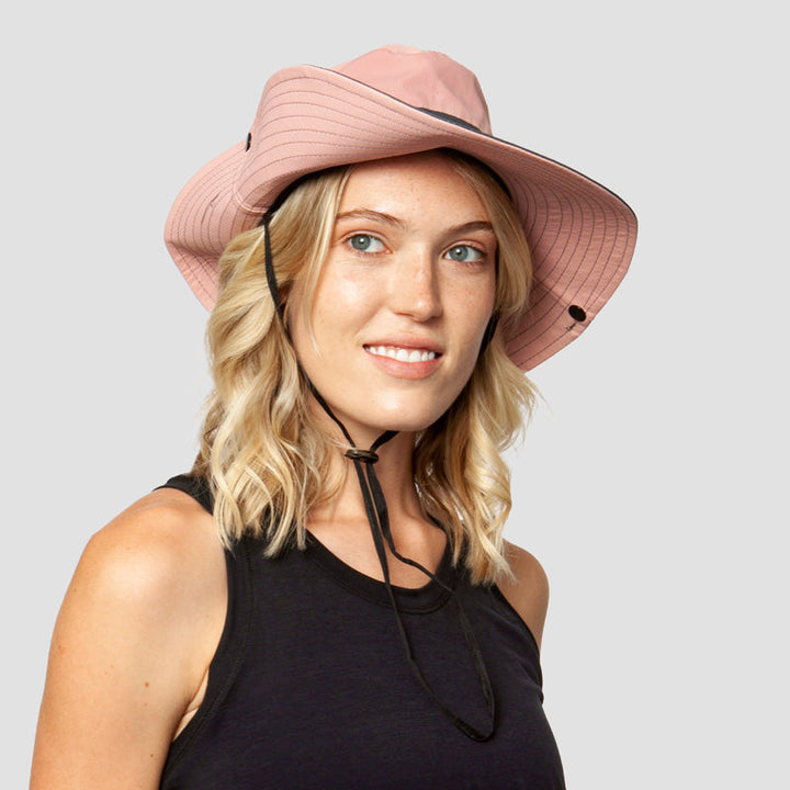 Gelber atmungsaktiver UV-Schutz Reisehut, faltbar, breitkrempig, Unisex. Optimal für Strand & Wanderungen.