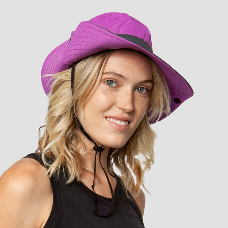 Lila breiter Krempen Sonnenhut für Damen & Herren, faltbar, UV-Schutz. Ideal für alle Outdoor-Abenteuer.