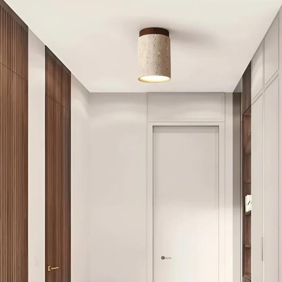 Sanfte LED-Deckenbeleuchtung, rund, im japanischen Wabi-Sabi Stil. Ideal für entspannte Wohnzimmer.