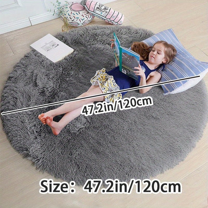 Runder, weicher Clouda Teppich aus Polyester. Gemütliche Deko für Ihr Wohn- oder Schlafzimmer.