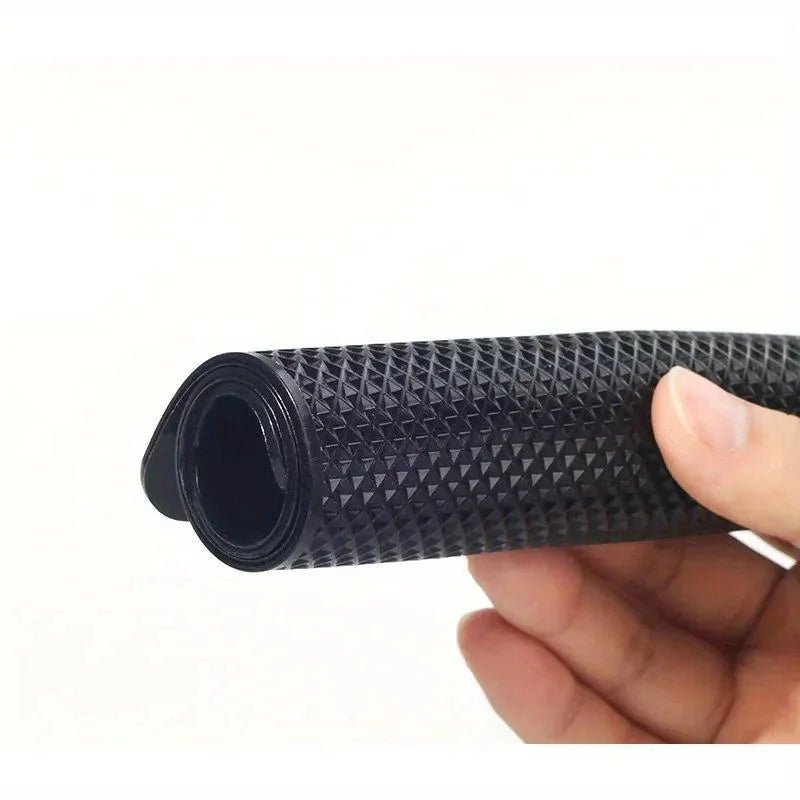 Hochwertige, klebefreie PVC/Silikon Antirutschmatte für das Armaturenbrett. Idealer Handy & Schlüsselhalter im Auto.