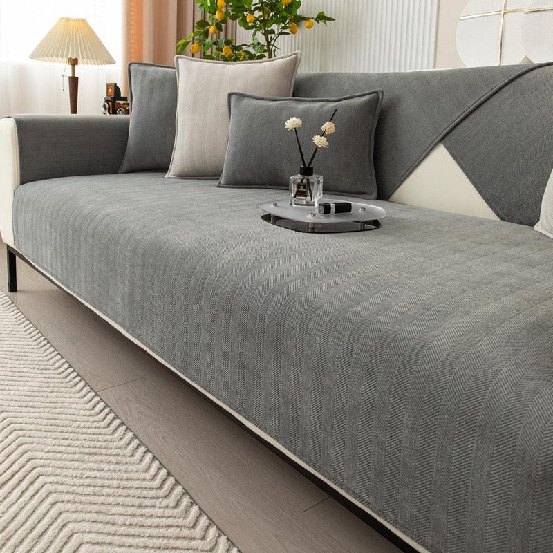 Strapazierfähiger Sofaschoner, antirutsch und schmutzabweisend, verlängert die Lebensdauer Ihres Sofas.