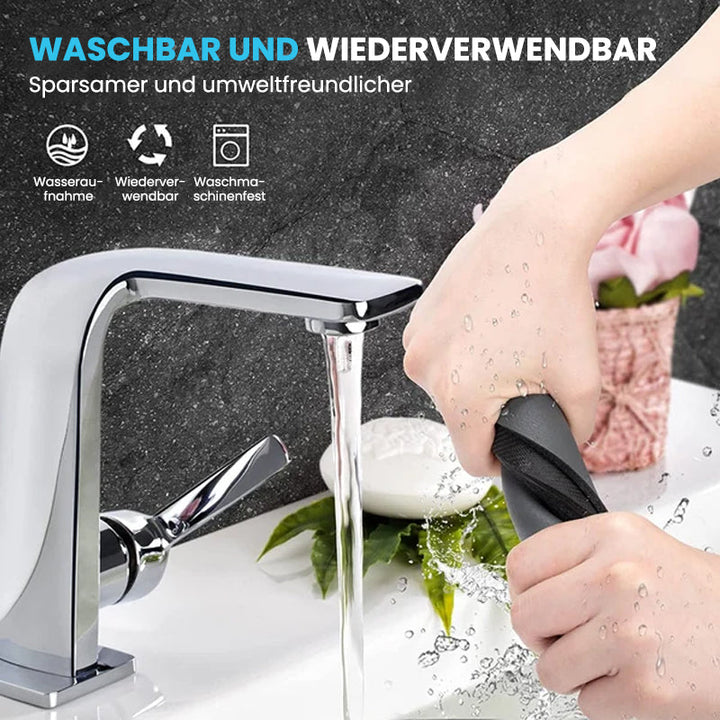Kieselgur Spritzschutz für den Wasserhahn. Diese saugfähige Matte hält die Küchenarbeitsplatte trocken.