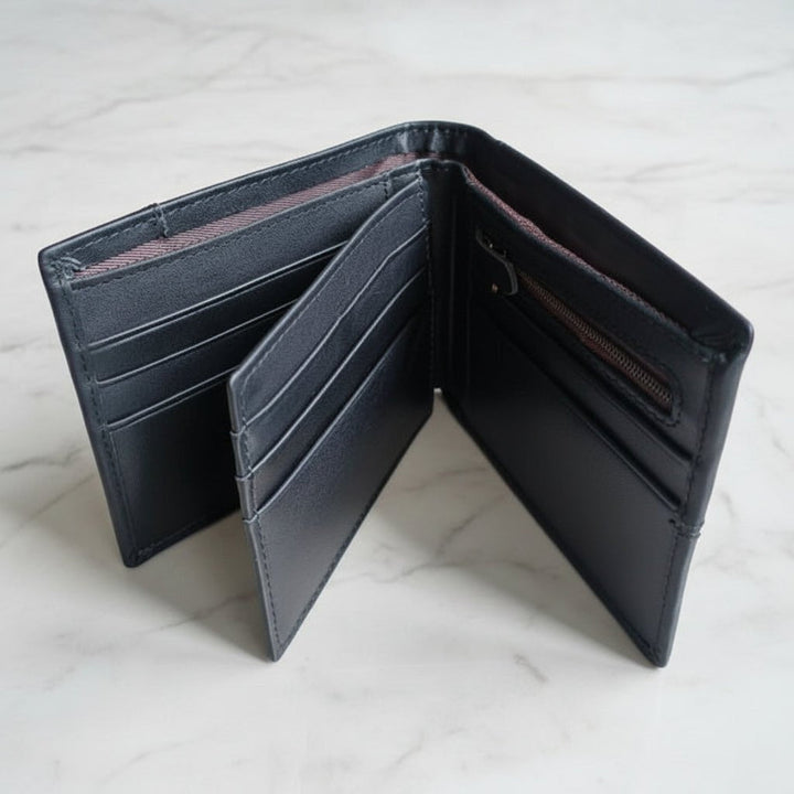 Dunkelbraune RFID-Blockierende Echtleder-Herren-Geldbörse, ein Must-Have für moderne Männer.