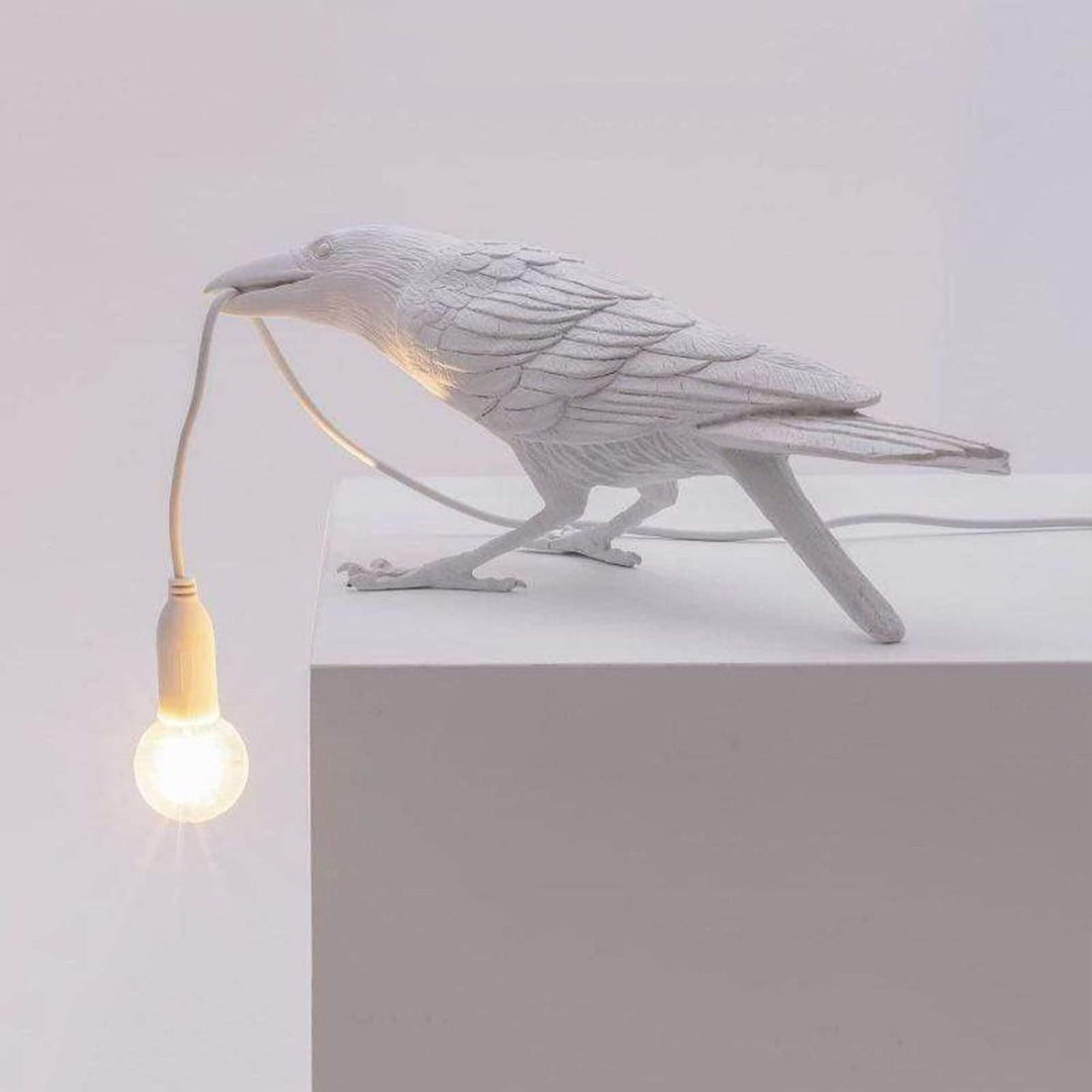 Ambiente-Rabenlampe, moderne Vogellampe mit LED-Licht, schafft eine gemütliche und mystische Stimmung.