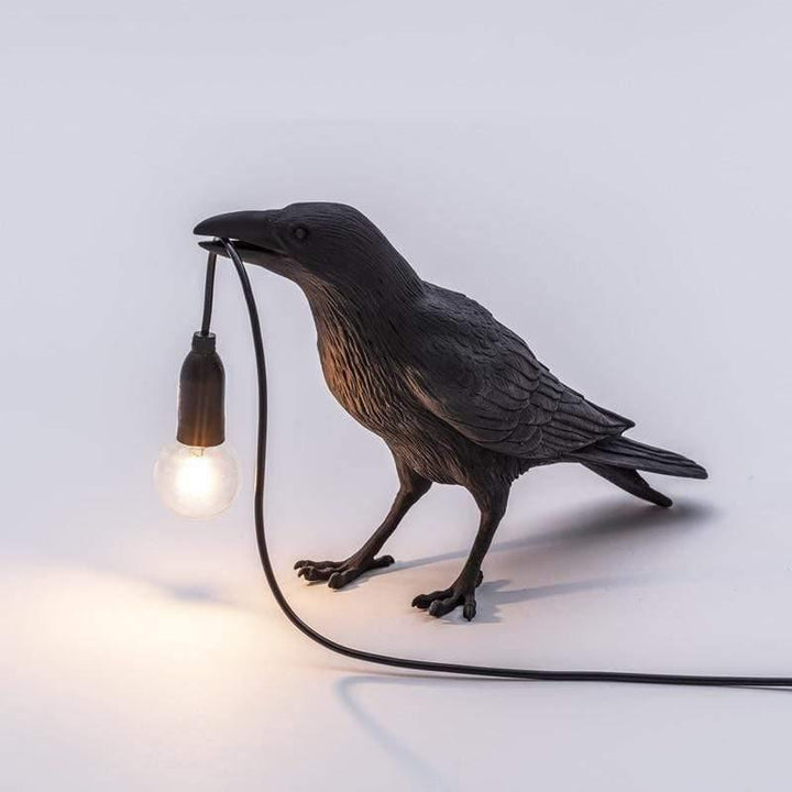 Stilvolle Rabenlampe, schwarzer Rabe mit glühendem LED-Licht, mystisches Highlight für Ihr Zuhause.