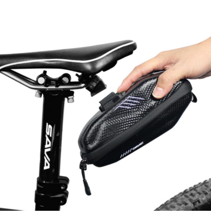 Strapazierfähige Fahrrad Satteltasche, wasserdicht. Ideale Aufbewahrung für Rennrad & Mountainbike auf jeder Radtour.