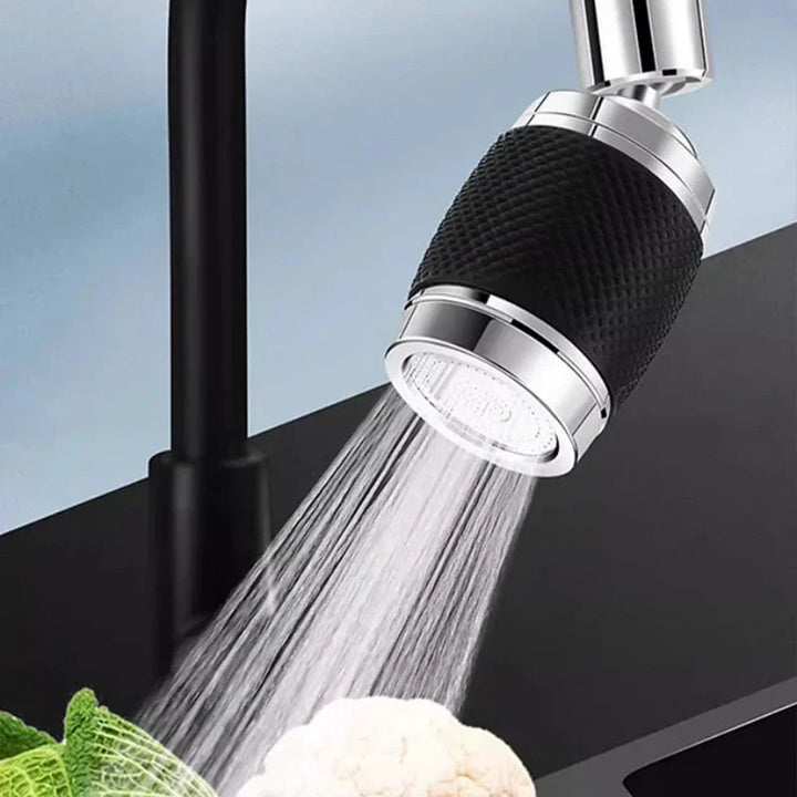 Drehbarer Spritzschutz-Hahnfilter für Küchenarmaturen, in Rot, rostfrei, effizient.