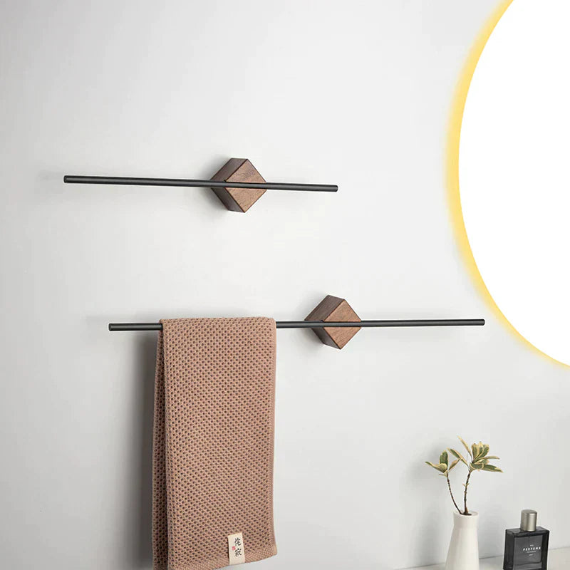 Schwarzer Handtuchhalter aus Edelstahl für Badezimmer, bohrfreie Wandmontage. Modernes Design.