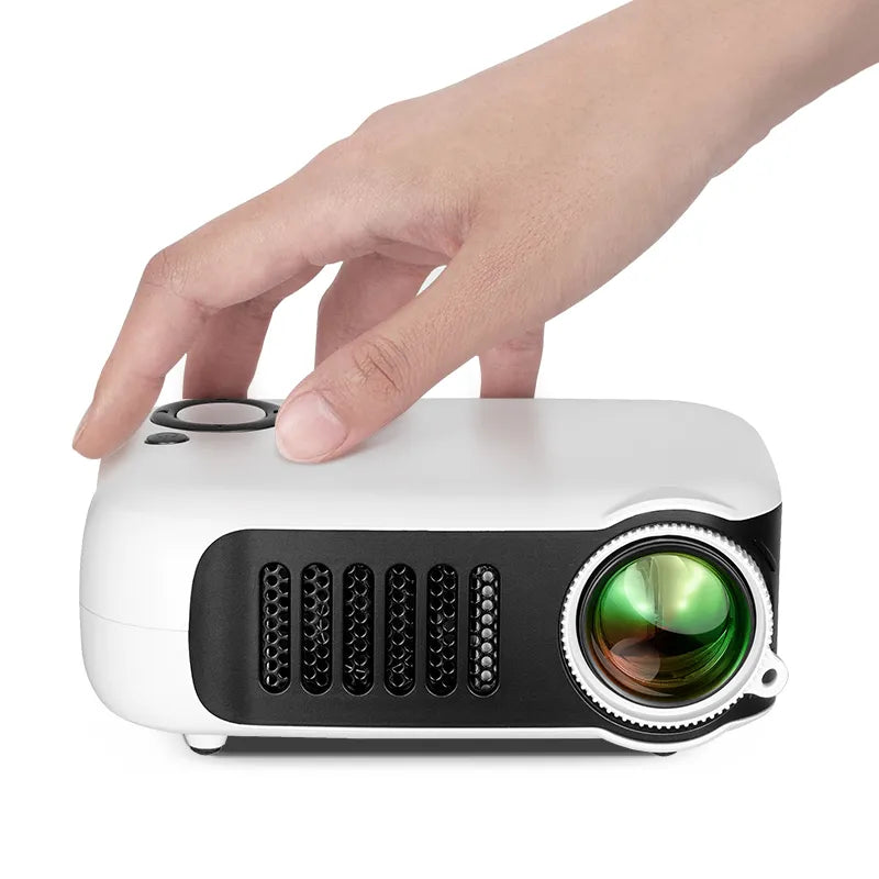 Schwarzer tragbarer Mini-Projektor für HD-Heimkino. Ideal für Filme & Multimedia-Entertainment unterwegs.