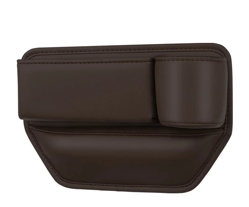 Schwarzer Leder Auto Organizer für den Fahrersitz; perfekte Lösung für mehr Ordnung im Auto.