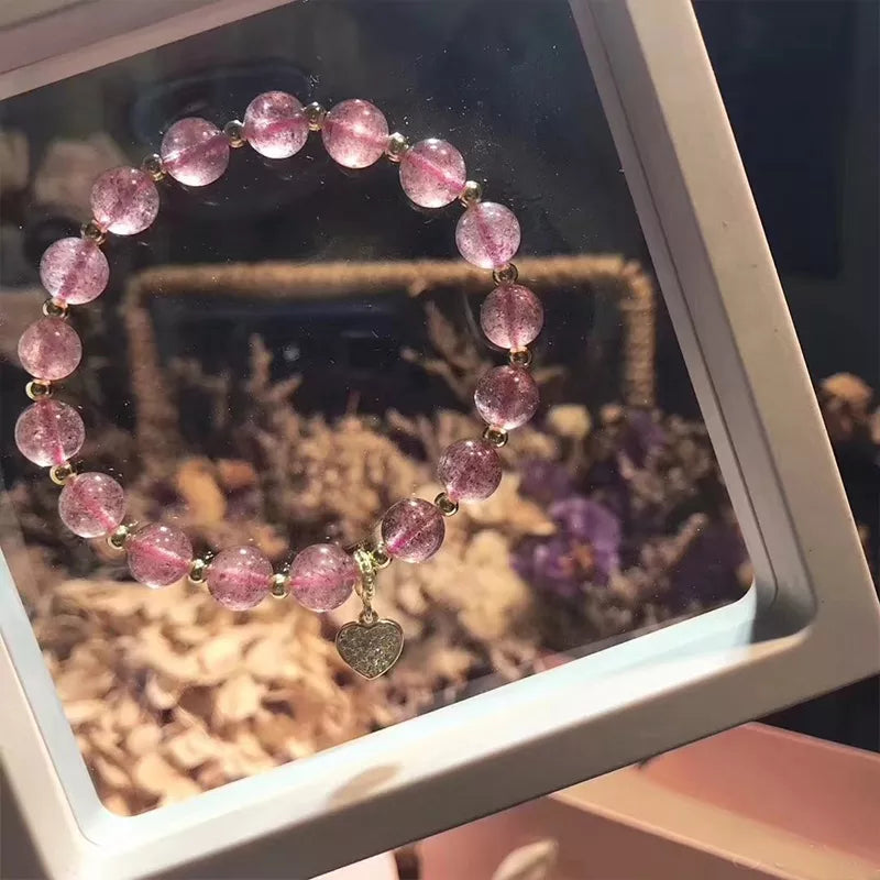 Modernes Schwebendes Schmuck-Display-Set, perfekt für minimalistische Dekoration und Schmuckaufbewahrung.