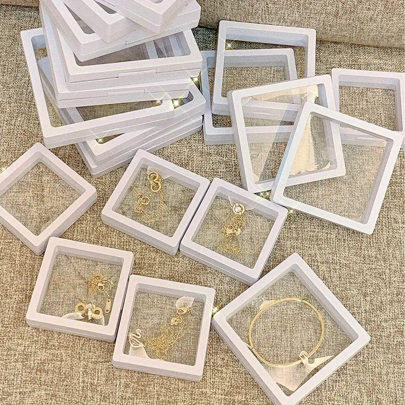 Schwebende Schmuck-Vitrine für eine einzigartige und stilvolle Präsentation Ihrer Kollektion.