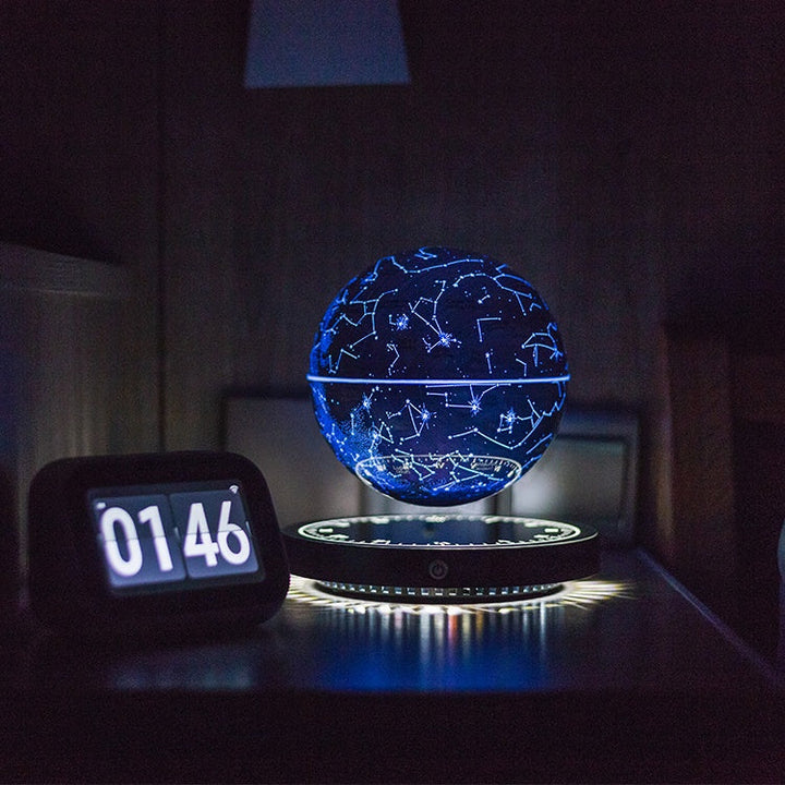 SkyOrbit Levitation Sternbild Lampe – ein schwebender Blickfang und moderne Beleuchtung für das Wohnzimmer.