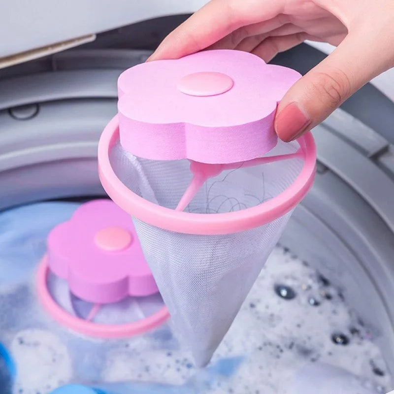 Schwimmender Fussel- & Haarentferner für die Waschmaschine. Effektive Wäschepflege für fusselfreie Kleidung.