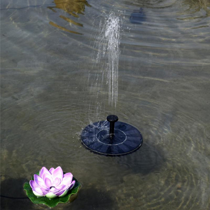Schwimmender Solar Springbrunnen im Teich, umweltfreundlich & deko für Garten & Außenbereich.