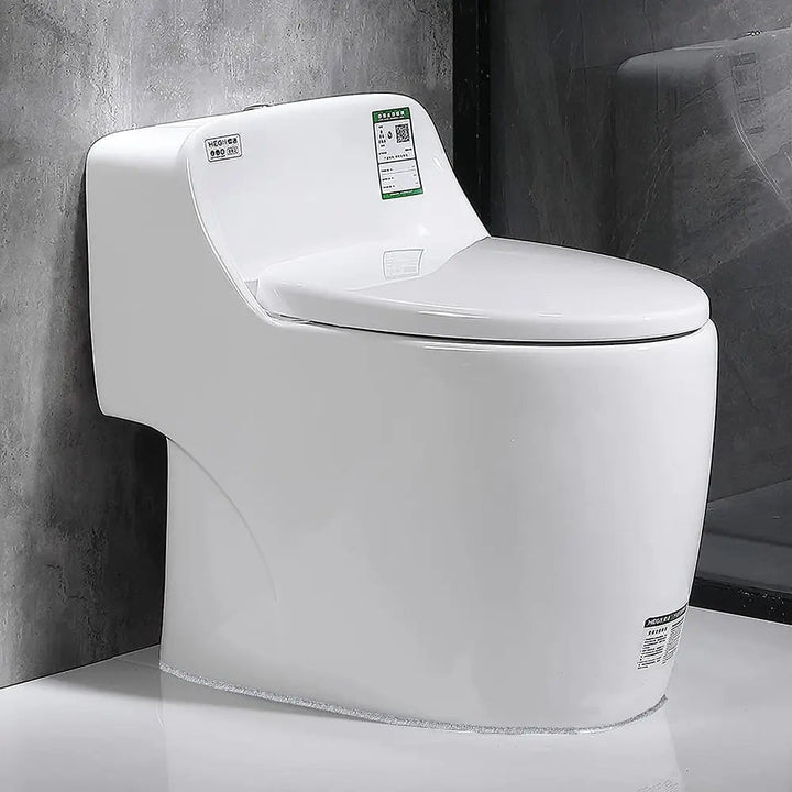 Professionelle Fugenabdichtung selbst gemacht: SealEdge Fugenband sorgt für makellose, wasserdichte Fliesenübergänge.