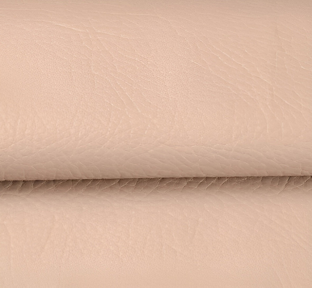 Großaufnahme des selbstklebenden Reparaturflickens, demonstriert die starke Klebkraft & Textur.