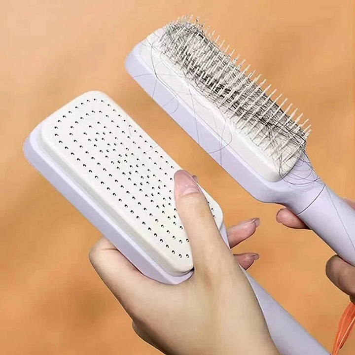 Schonende Entwirrbürste für alle Haartypen, mit selbstreinigender Funktion für effektive Haarpflege.