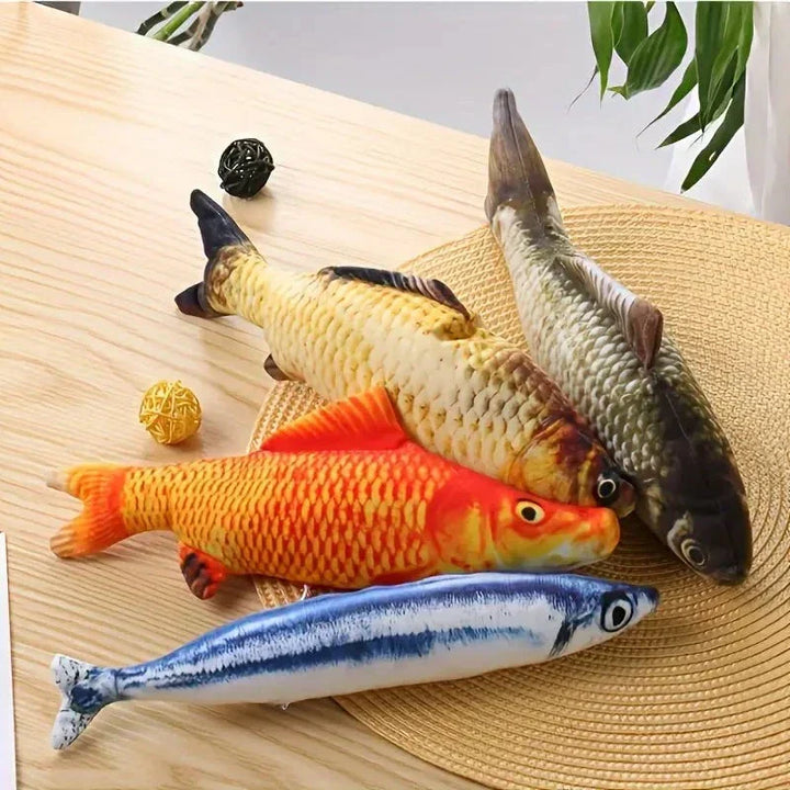 Set aus 4 beweglichen FitFish Fisch-Spielzeugen für Katzen, interaktiv und wiederaufladbar.