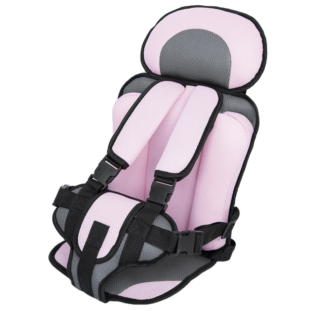 Sicherer Kindersitz für Baby & Kleinkind mit 5-Punkt-Gurt und ISOFIX für höchste Kindersicherheit im Auto.