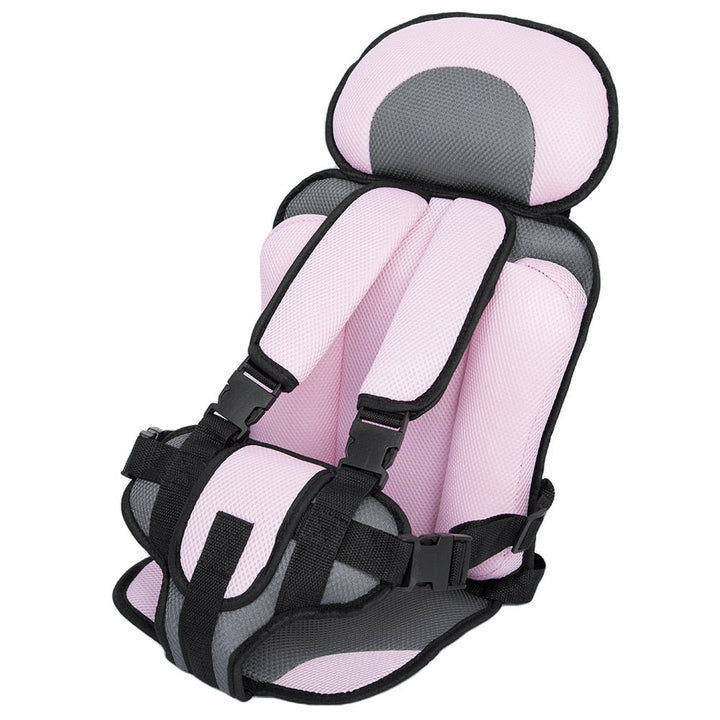 Sicherer Kindersitz für Baby & Kleinkind mit 5-Punkt-Gurt und ISOFIX für höchste Kindersicherheit im Auto.
