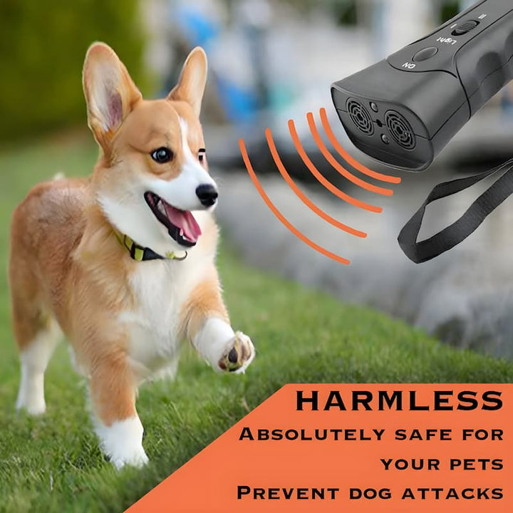 Tragbarer Ultraschall-Trainingshelfer SilentPaw mit LED-Taschenlampe für schmerzfreies Hunde- & Katzentraining.