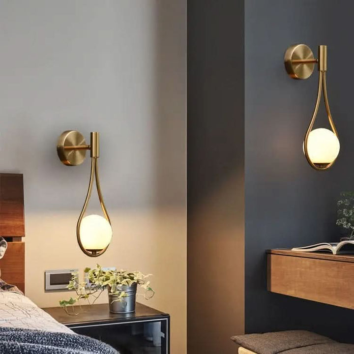 Schwarze SKANDILUX LED-Wandleuchte, moderne Akzentbeleuchtung im Flur oder Schlafzimmer.