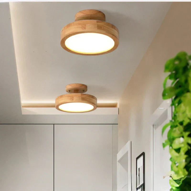 Elegante LED Deckenleuchte aus Holz, skandinavisches Design, perfekt für Ambientebeleuchtung.