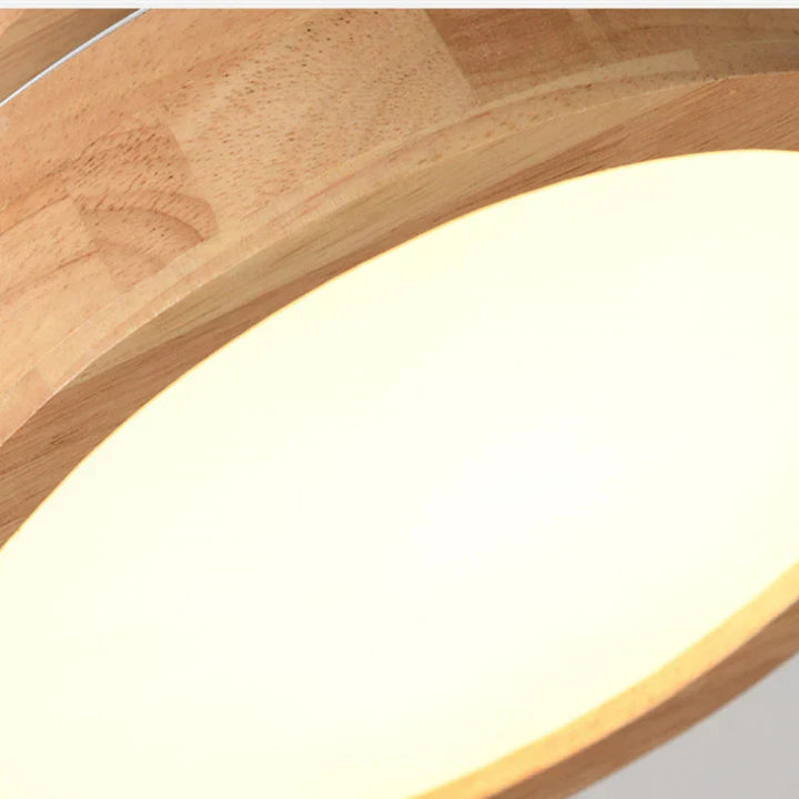 Natürliche Holzlampe, skandinavisch rund, LED-Beleuchtung für einladendes Raumlicht.