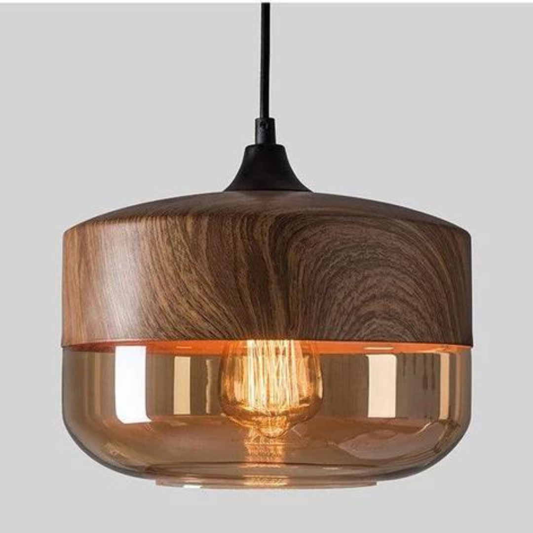Weiches Licht der skandinavischen Holz-Pendelleuchte, E27, für entspanntes Ambiente.