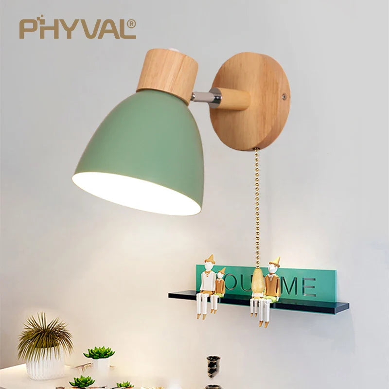 Verstellbare skandinavische Wandleuchte Holz-Metall, ideal für Wohnzimmer & Schlafzimmer. Innenleuchte E27.