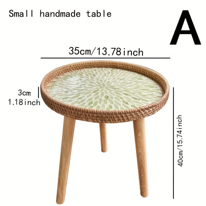 Praktischer Rattantisch Elin. Skandinavisches Design und Funktionalität für Ihr Zuhause.