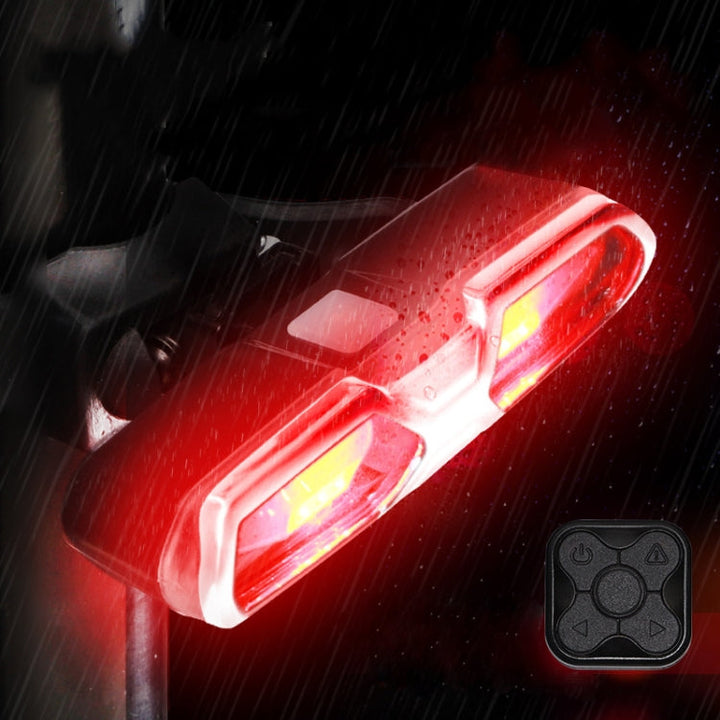 USB-aufladbares Smart LED Fahrrad Rücklicht mit Blinker & Funkfernbedienung. Maximale Sichtbarkeit & Kontrolle.