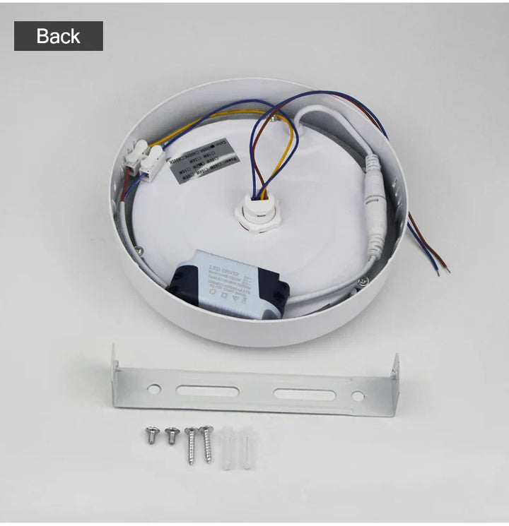 Stilvolle LED-Deckenleuchte, modern, mit Bewegungssensor, energieeffizient für Ihr Smart Home.