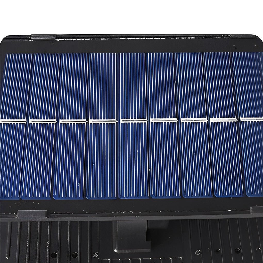 Moderne Solar-Wandleuchte mit warmweißer LED, bewegungssensorgesteuert, für stimmungsvolle Balkondekoration.