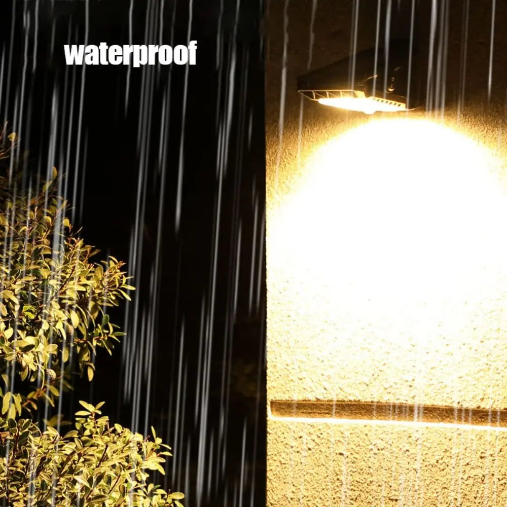 Robuste Outdoor LED-Solarleuchte mit Bewegungssensor. Energieeffiziente Garten- und Balkonbeleuchtung.