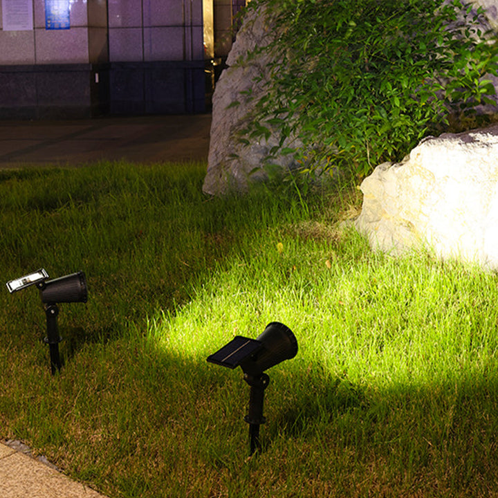 Solar Gartenstrahler mit heller LED-Beleuchtung für Außenbereiche, energieeffizient und wetterfest.