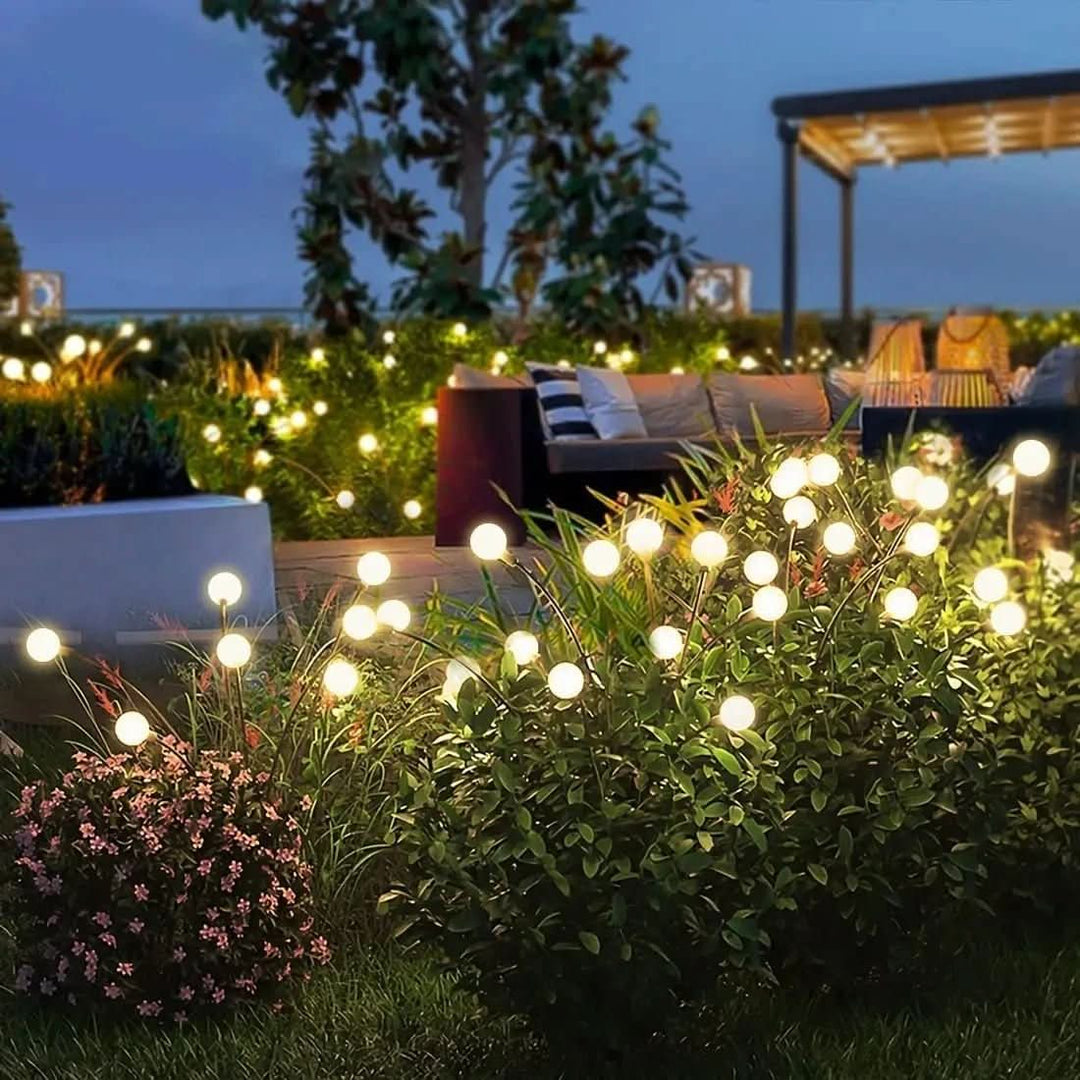 Solar Glühwürmchen Gartenlichter für magische Abende, kabellos und energieeffizient.