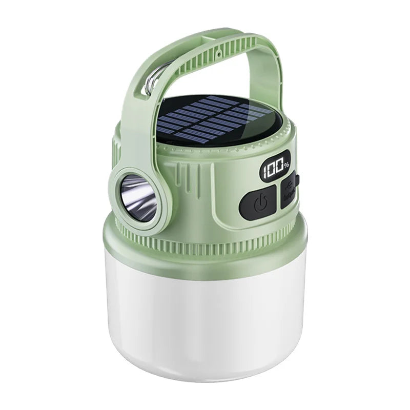Detailansicht der Solar LED Zeltlampe mit integriertem Haken, ideal für Outdoor-Aktivitäten.