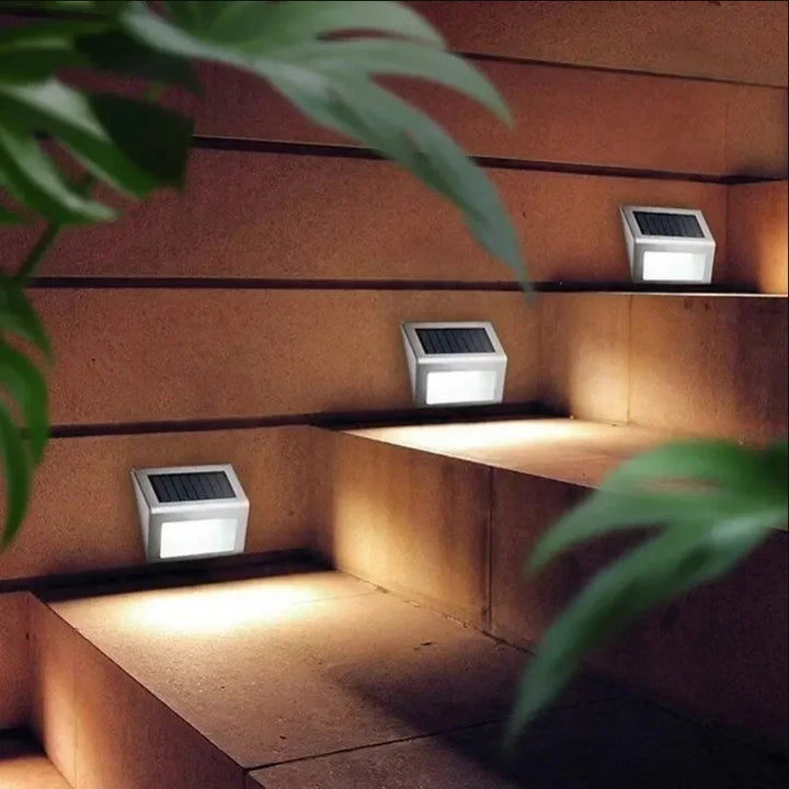 Umweltfreundliches Solar Stufenlicht mit LED, wasserdichter Edelstahl für Außenbereiche & Wegebeleuchtung.