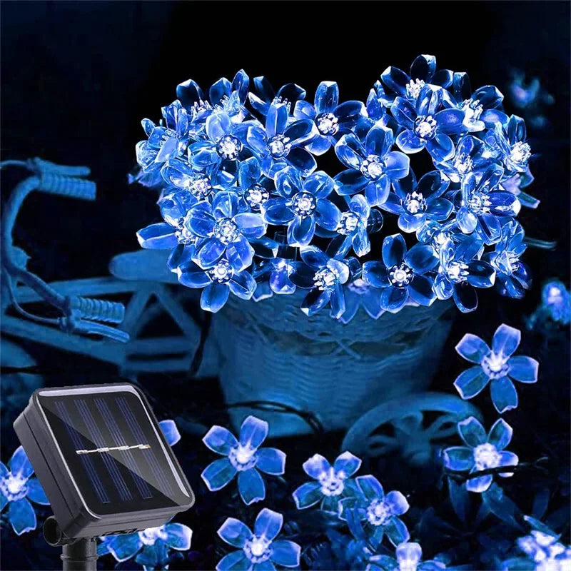 Solar Lichterkette für Garten & Balkon, warmweißes LED-Licht, wetterfest IP44. Ideal für stimmungsvolle Outdoor-Beleuchtung.