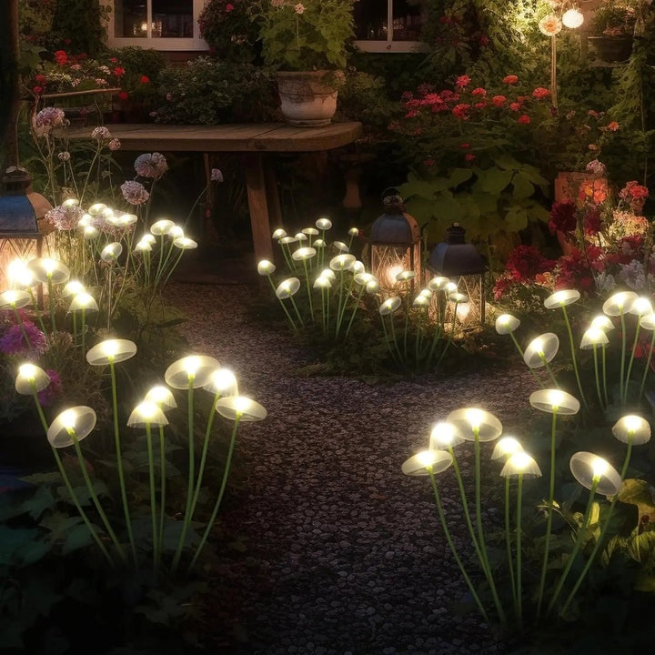 Solar-LED-Gartenleuchte für den Außenbereich, Quallenpilz-Design, energieeffiziente Deko.