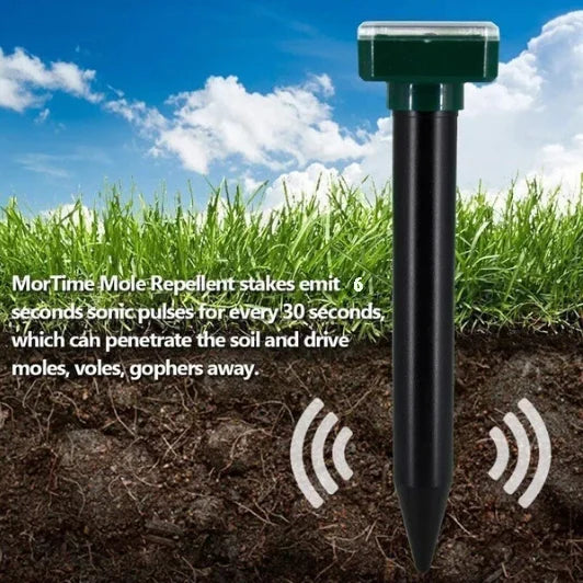 Robuster, wetterfester Solar-Ultraschall Tiervertreiber für den Garten, schützt vor Maulwürfen & Mäusen.