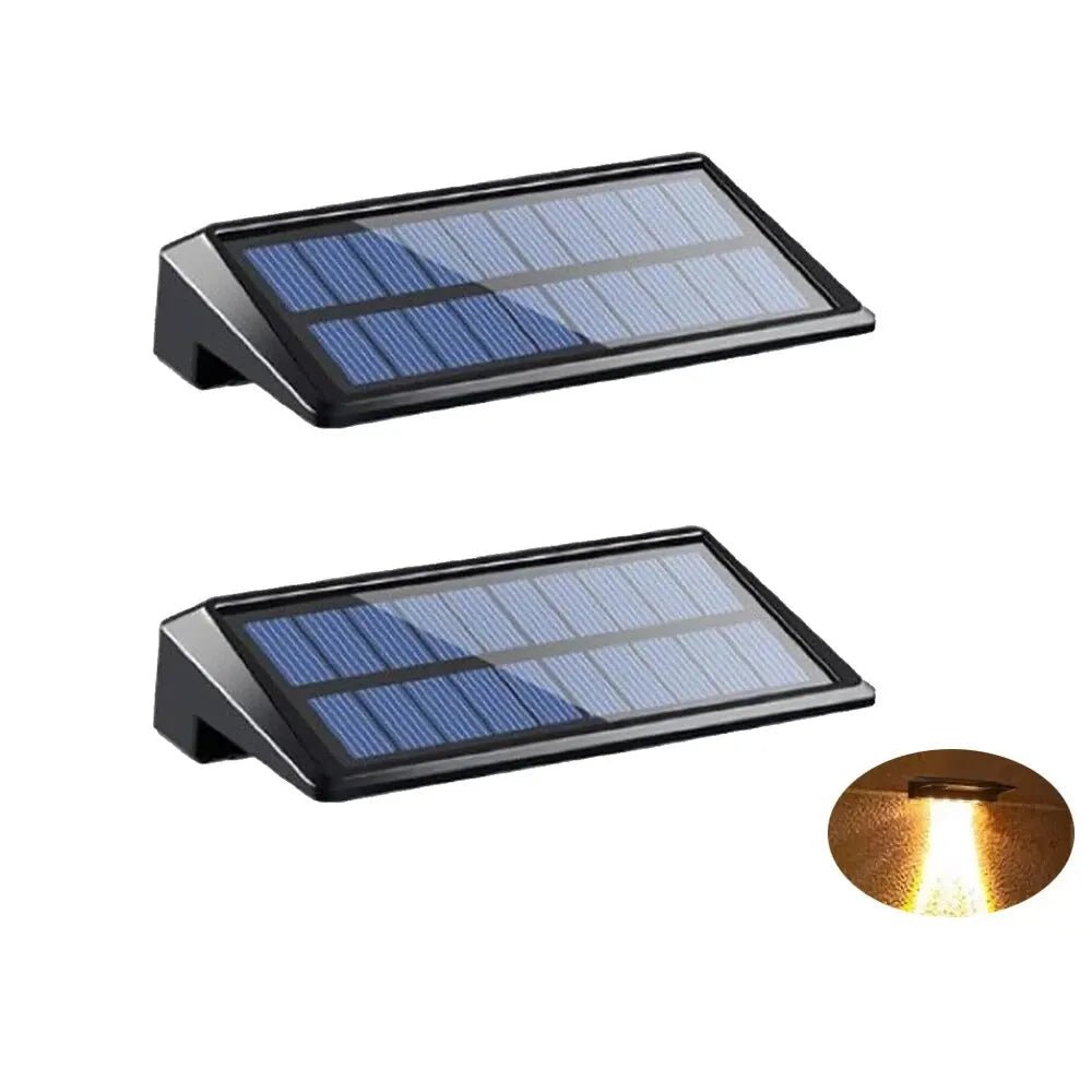 Warmweiße Solar-Gartenbeleuchtung: Atmosphäre schaffende LED-Wandleuchte für gemütliche Abende im Außenbereich.
