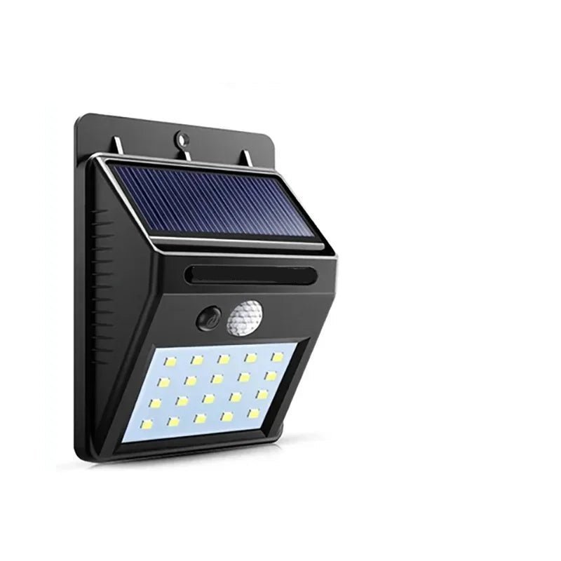 Moderne Solar-Terrassenlicht mit Bewegungsmelder für helle und sichere Außenbereiche.