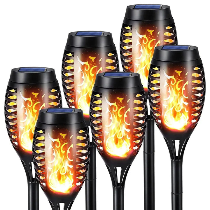 Solarbetriebene LED-Gartenfackel, wetterfeste Außenbeleuchtung mit Flammeneffekt für stimmungsvolle Gartendekoration.