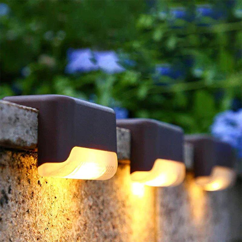 SolarPath Wegbeleuchtung für den Garten, energieeffiziente Solar-LED-Leuchte, sicher und langlebig für Außenbereiche.